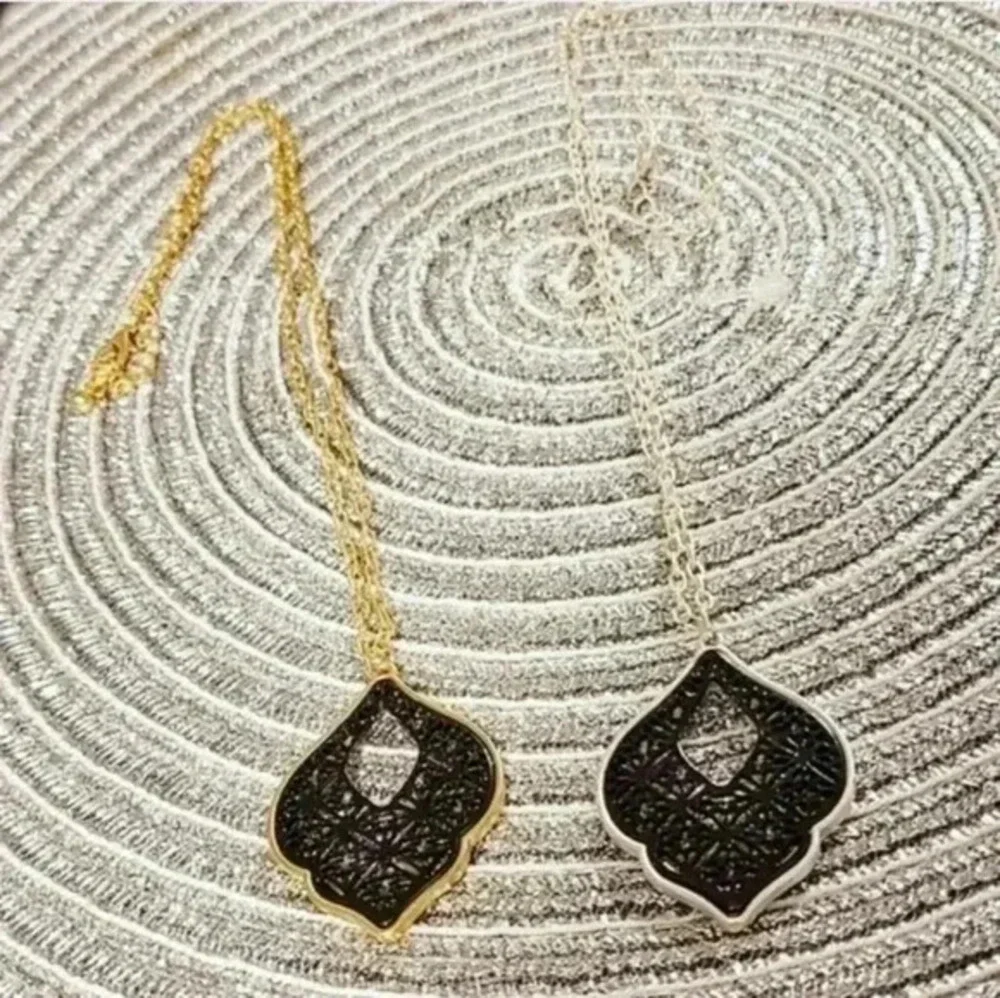 SET OF 2 BLACK GOLD SILVER NECKLACES